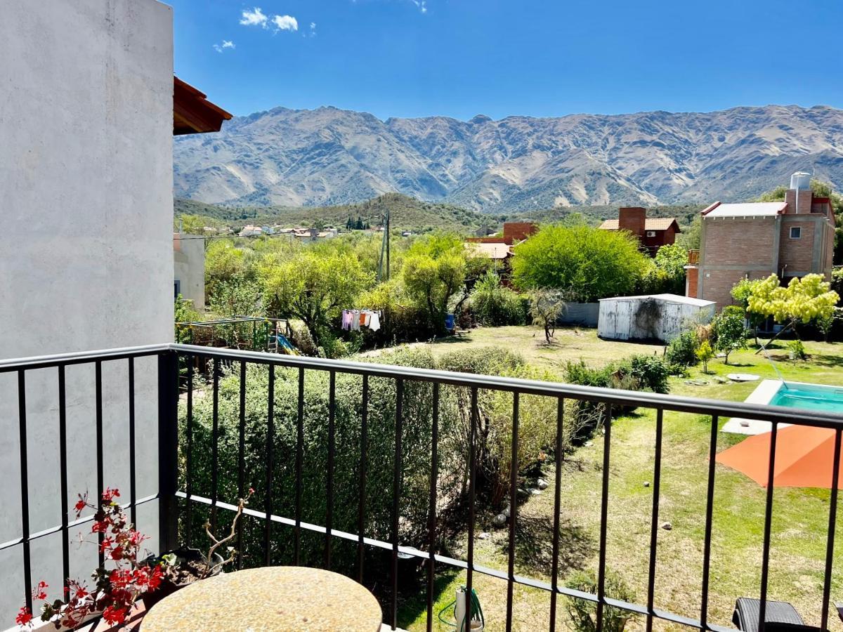 Departamento Con Vista A Sierras En Planta Alta 2 A 4 Personas *
